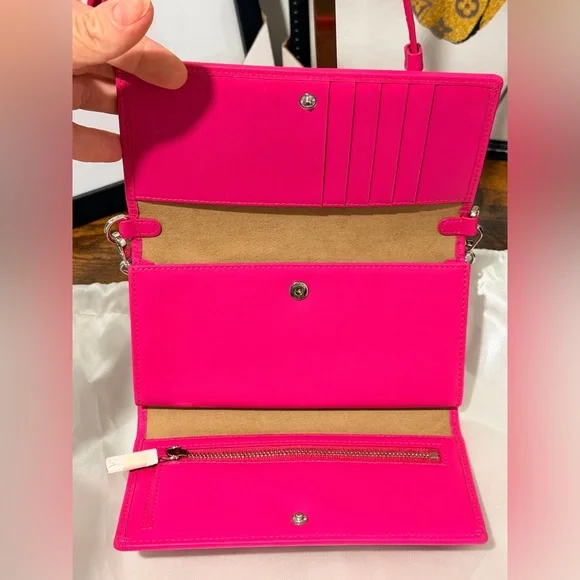 NWT MCM Pink Portuna Aren WOC with Chain Strap Crossbody Bags